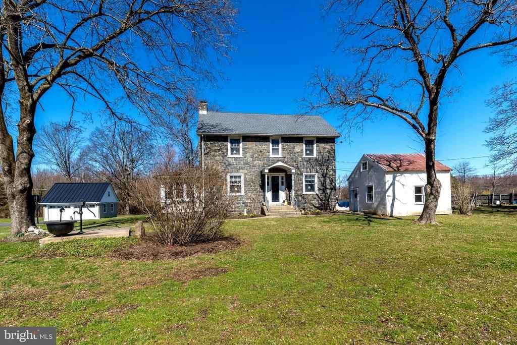 1219 Ridge Rd  