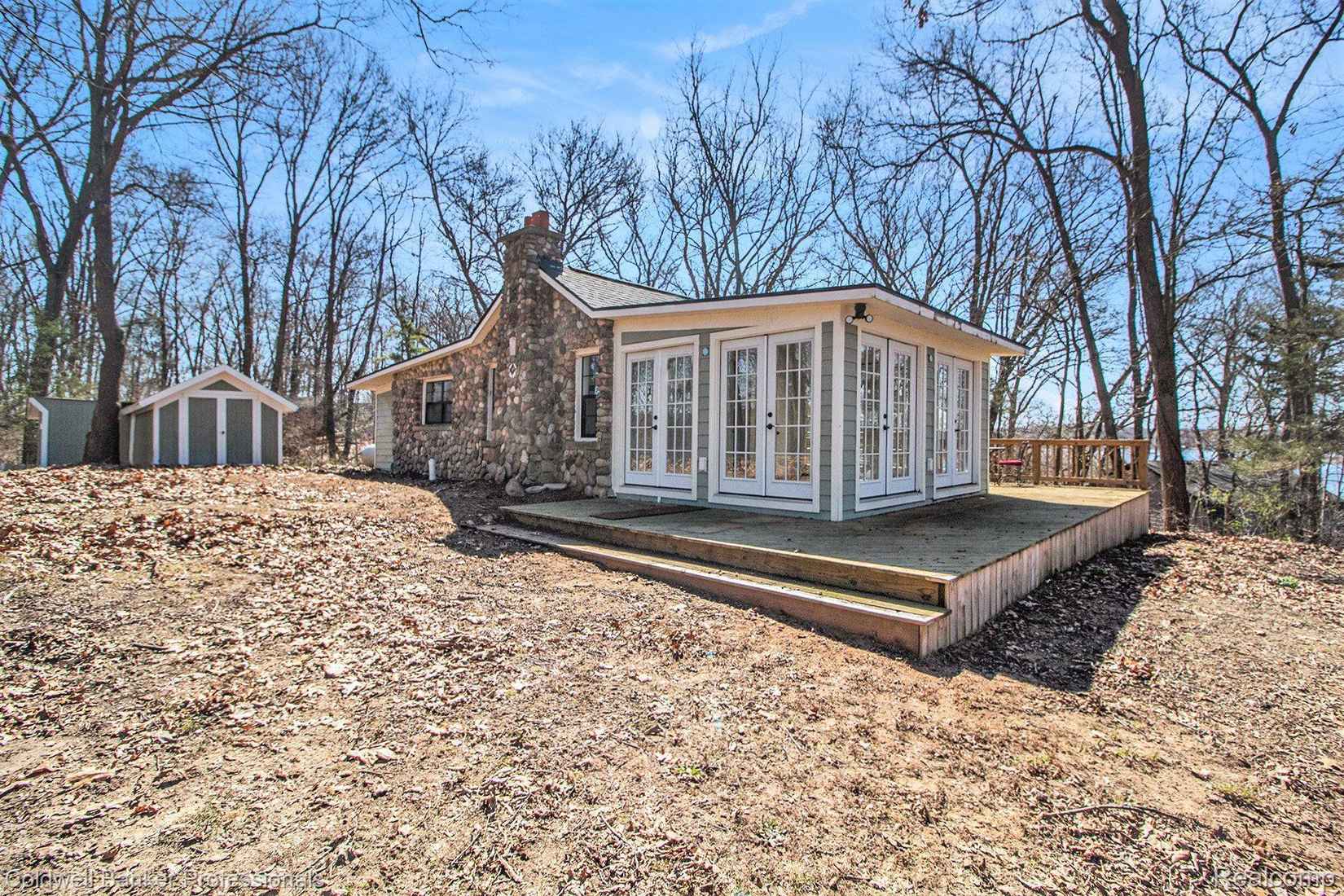 201 TEMPLAR Ave  