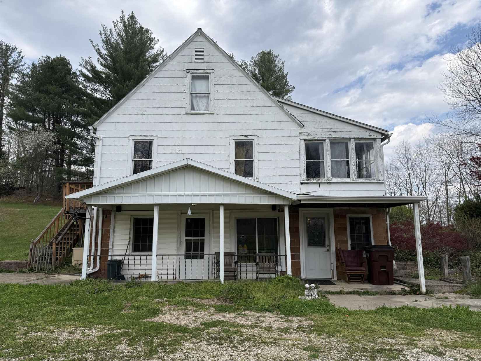 22380 State Rte 180  