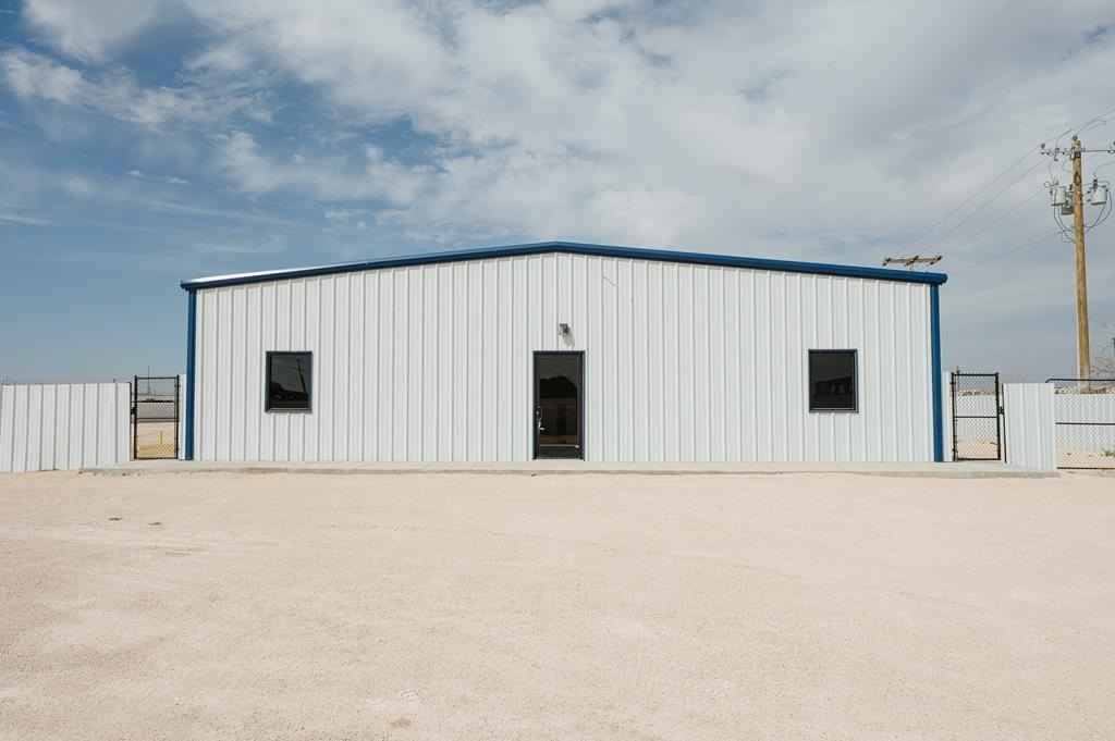 5801 E Loop 250  