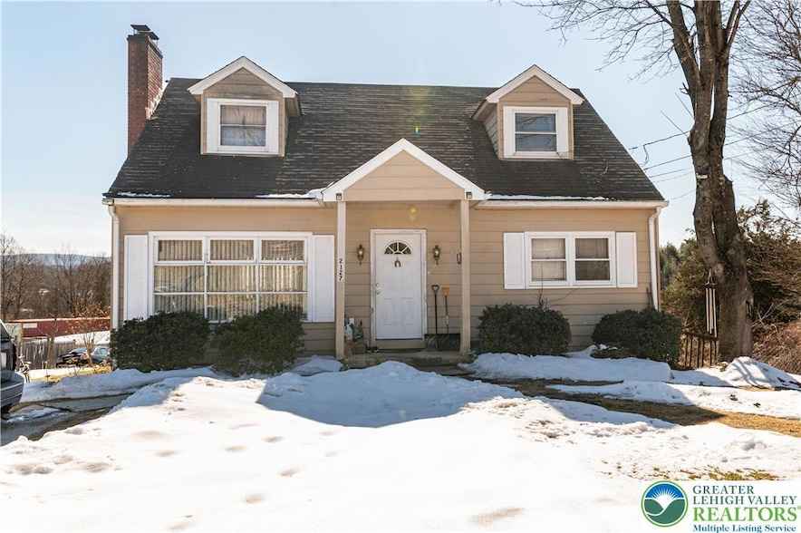 2127 W Main St  