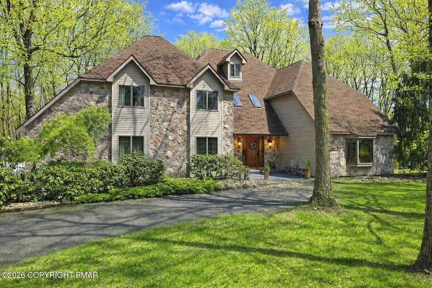 414 Amber Ln  