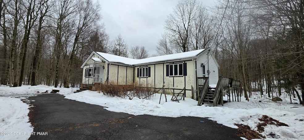 80 Woodland Dr  
