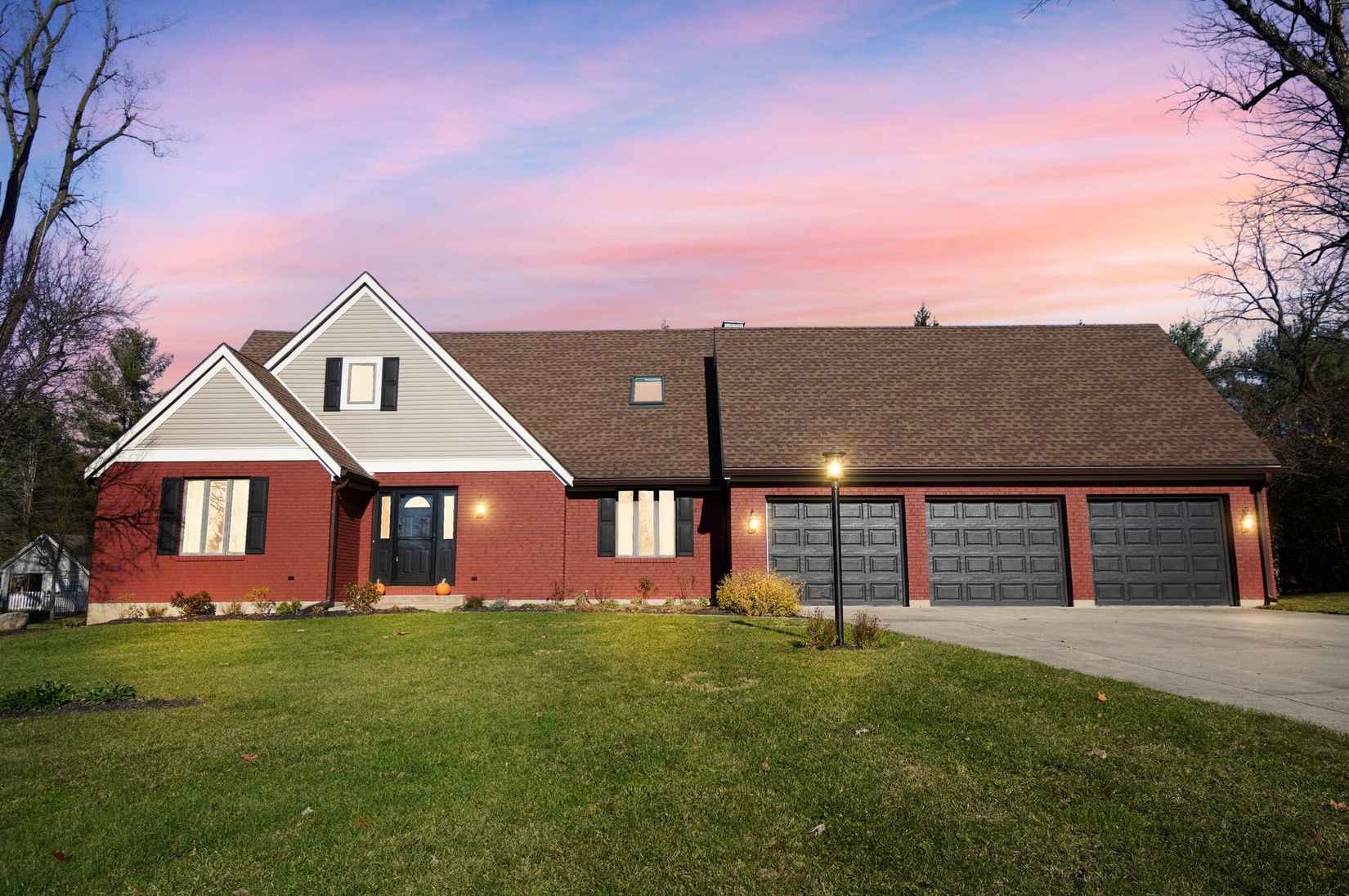 624 Aberfelda Dr  