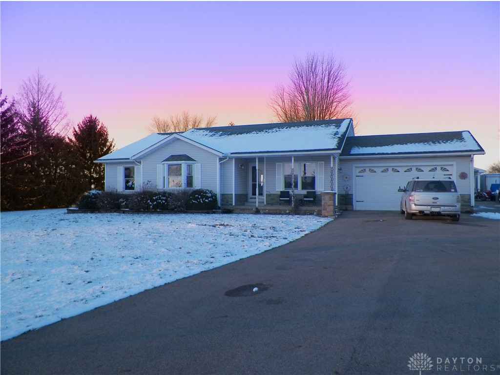 8575 W National  