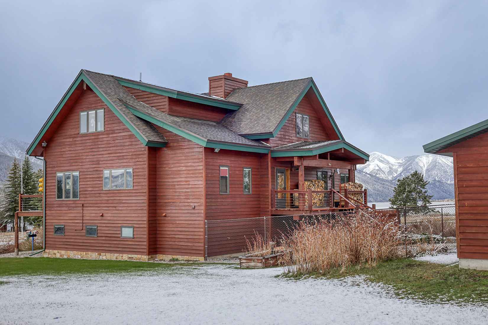 315 Lakeview Loop  