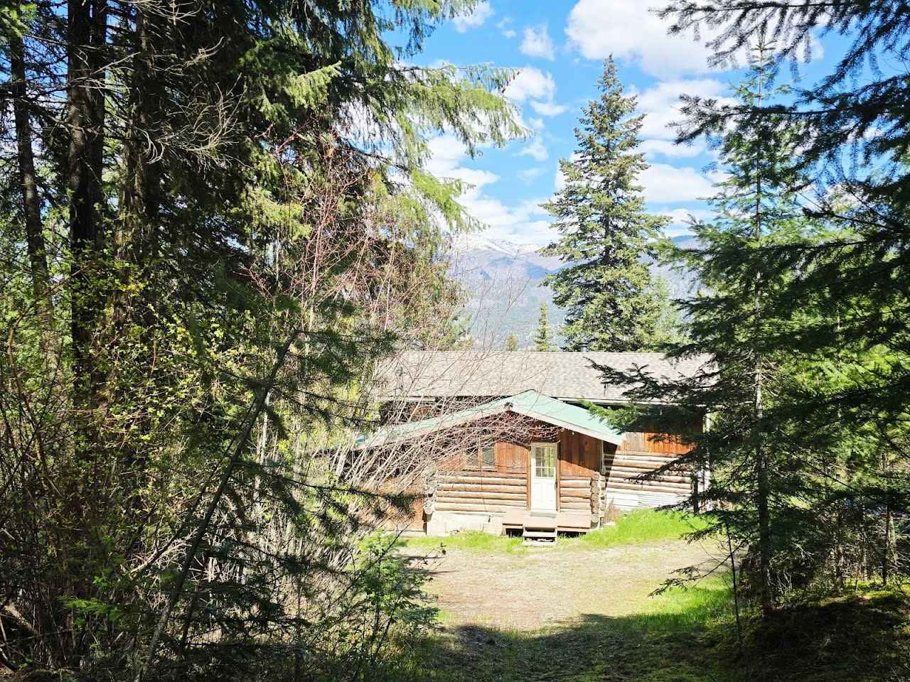 93 Wapiti Point Rd  