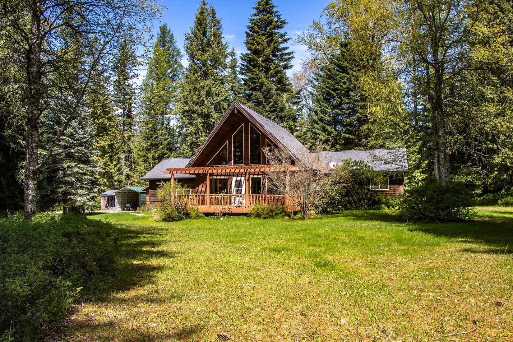 608 Meadowlark Ln  