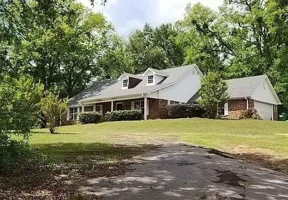 10699 E Hwy 84  