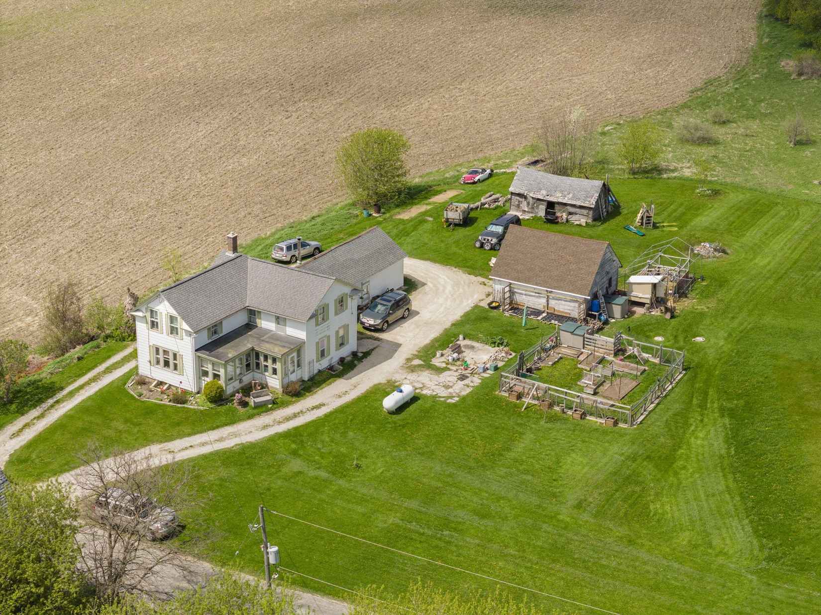 2830 Shady Lane Rd  