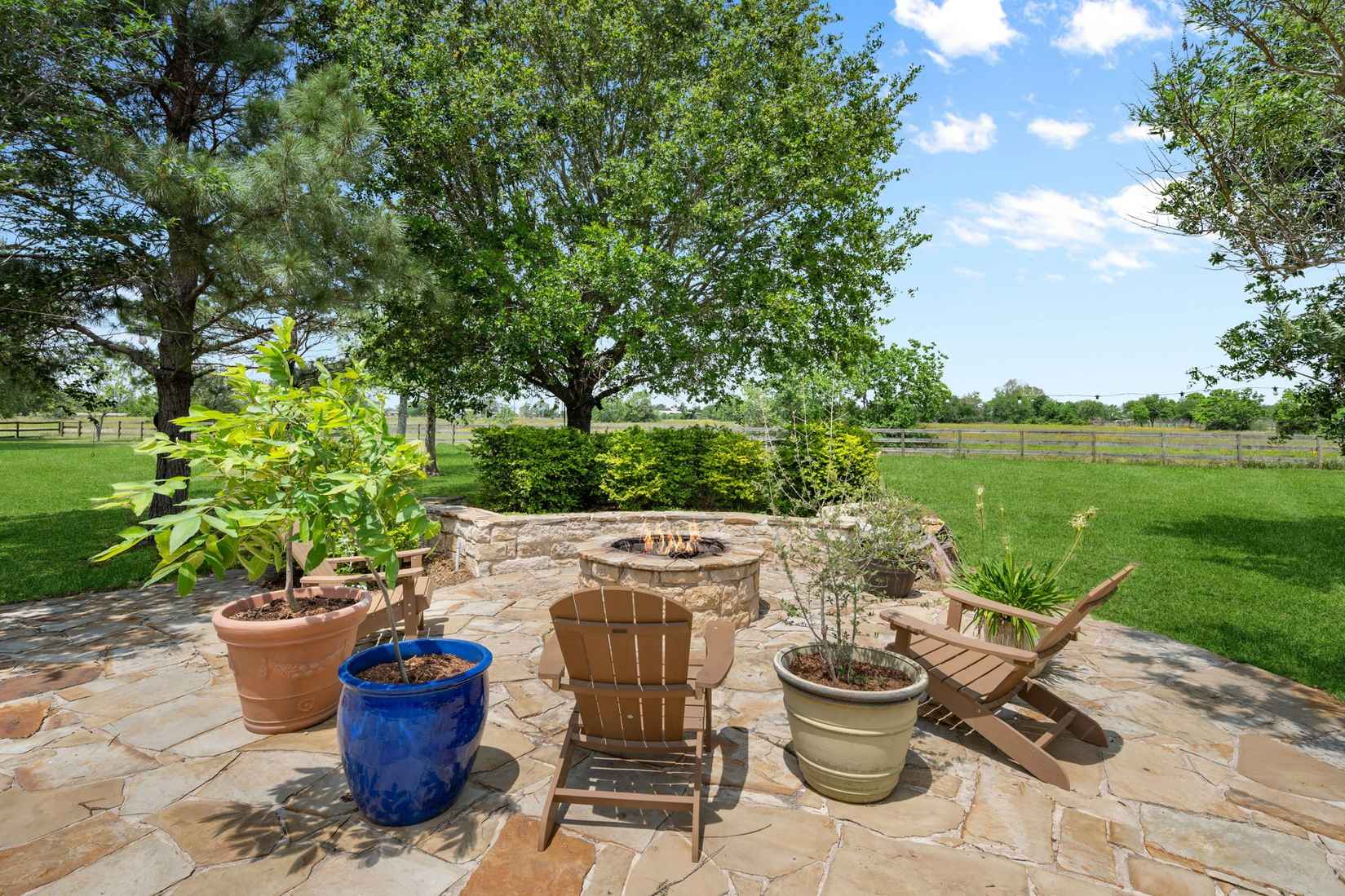 1945 Settlers Way Dr  