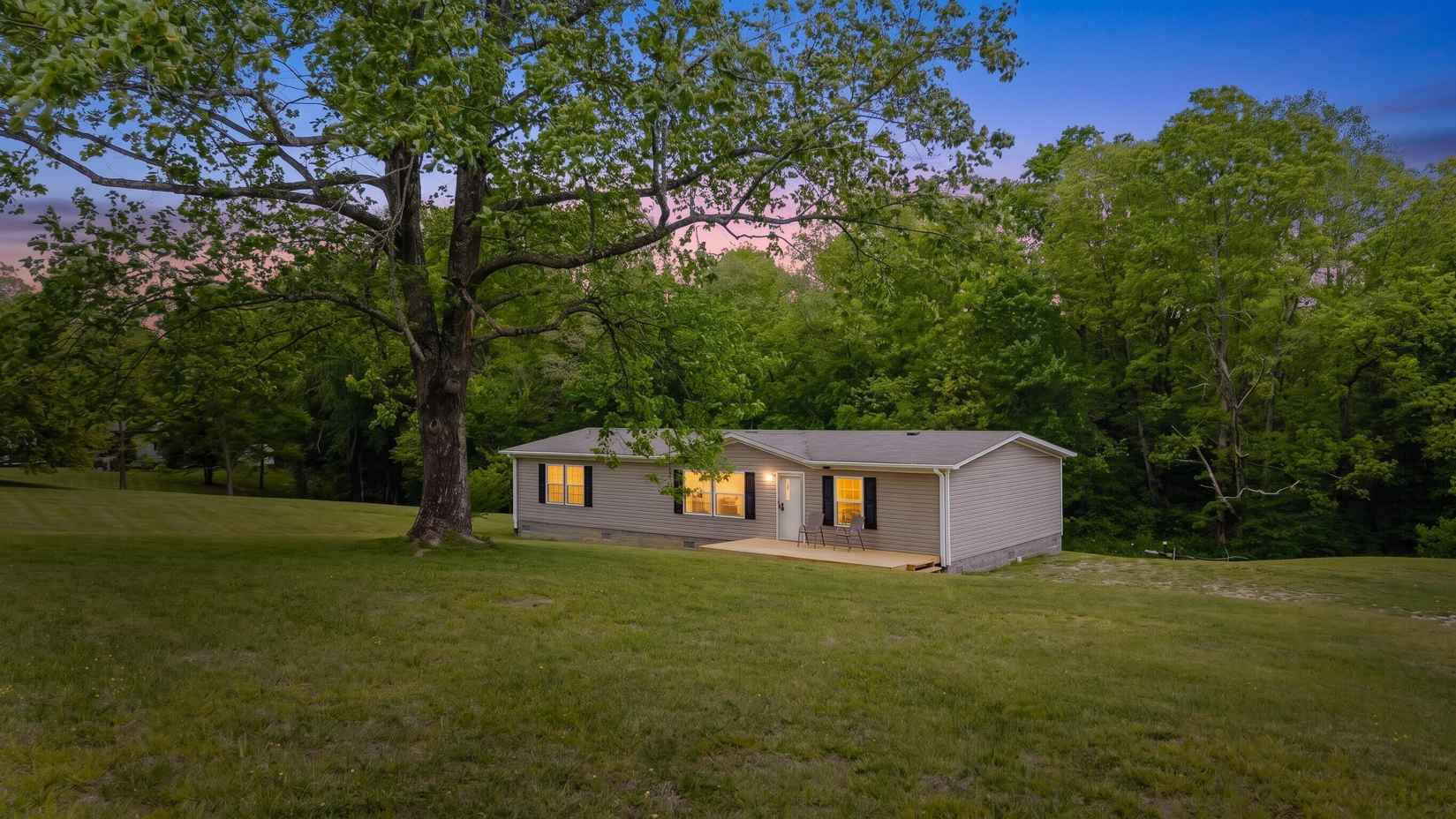 584 Casey Rd  