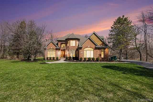 55256 Lee Rd  