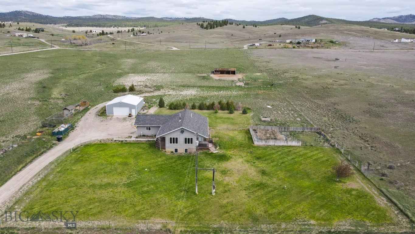 1910 No Creek Ct  