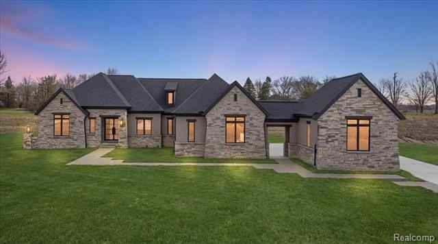 67736 Overlook Trl  