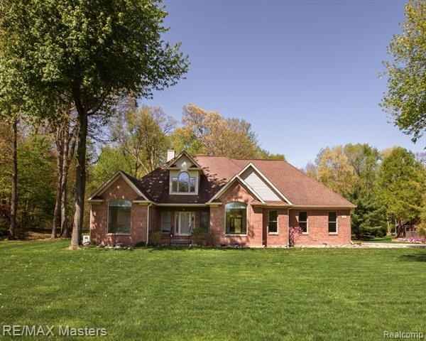 27178 John Dr  