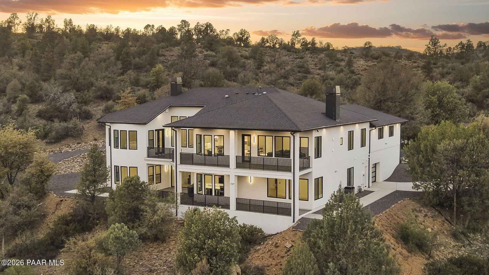 300 N Lynx Creek Rd  