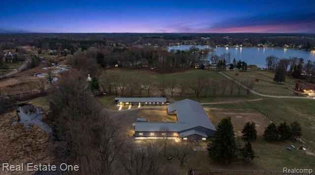 1050 OXBOW LAKE Rd  