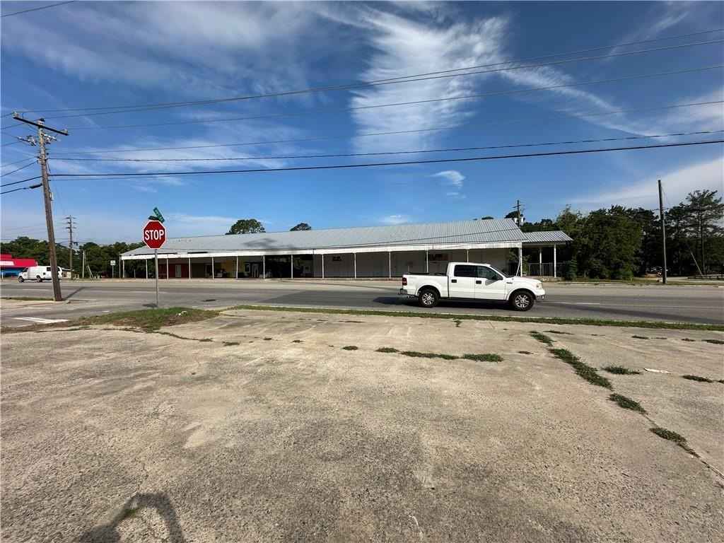 3728 East Hwy 84  