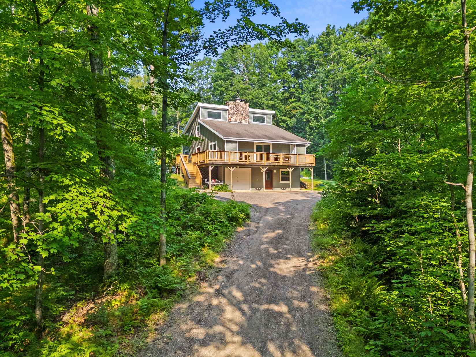 17135 Country Club Ln  