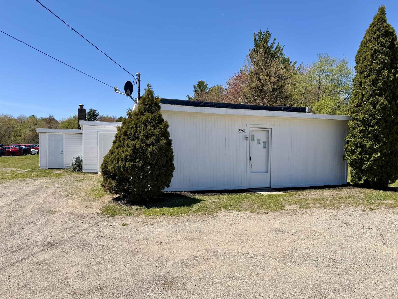 3261 Whitehall Rd  