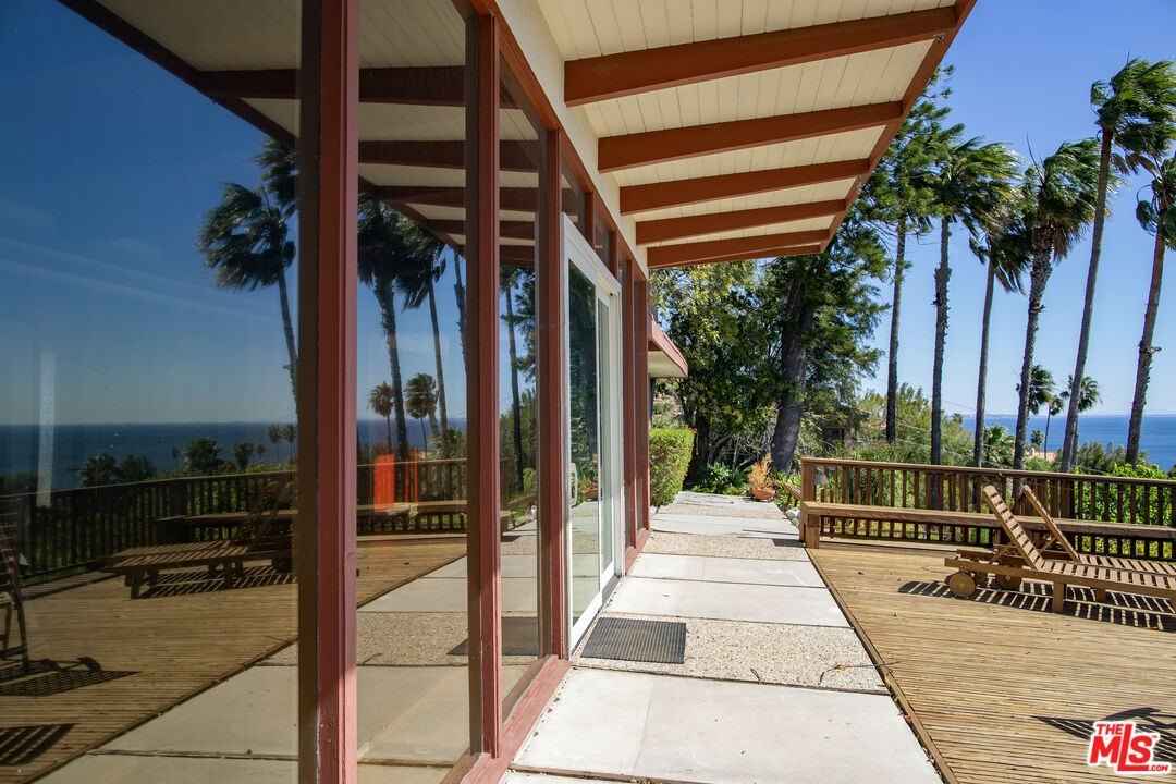 26939 Sea Vista Dr  