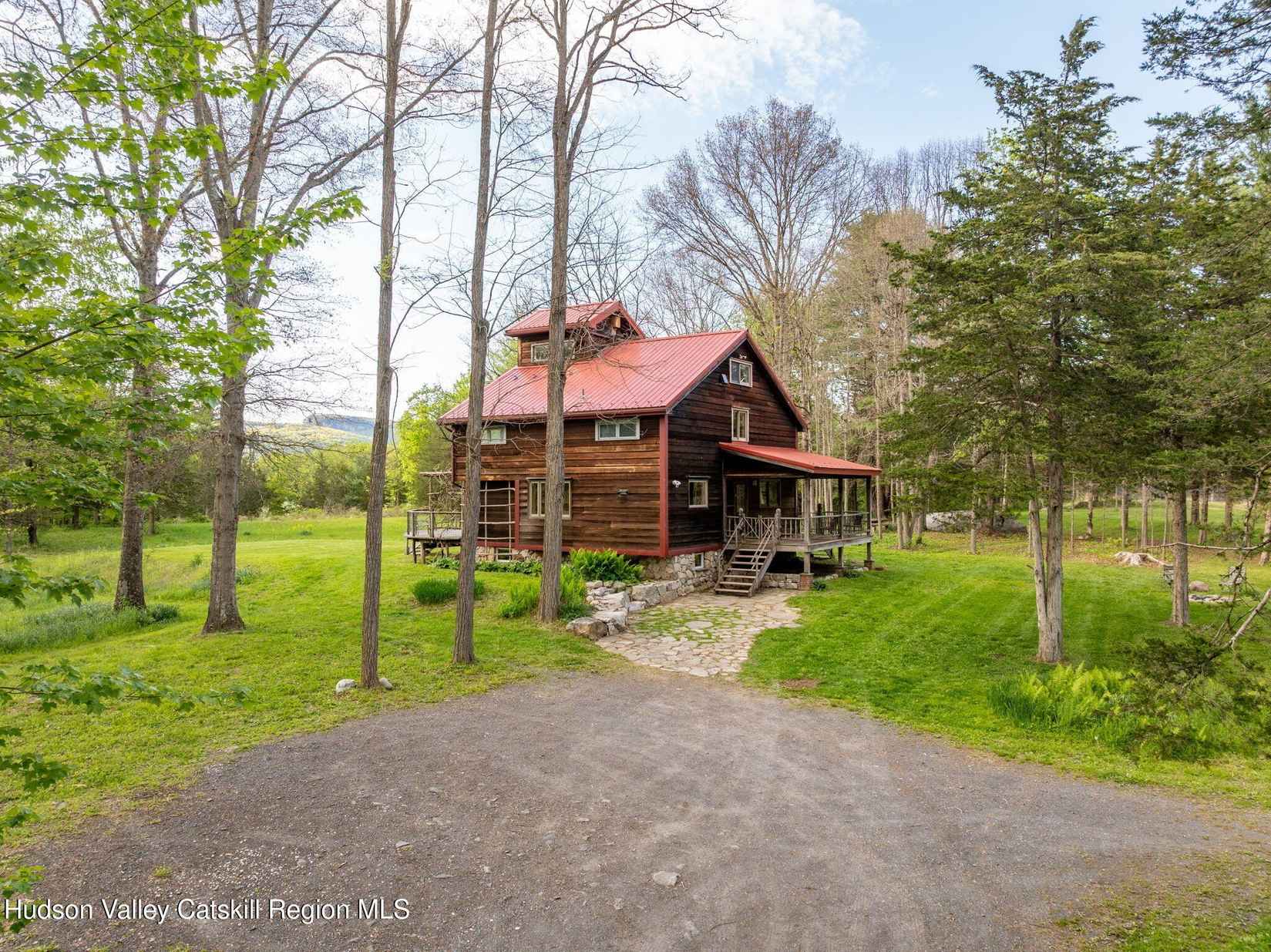 348 Libertyville Rd  