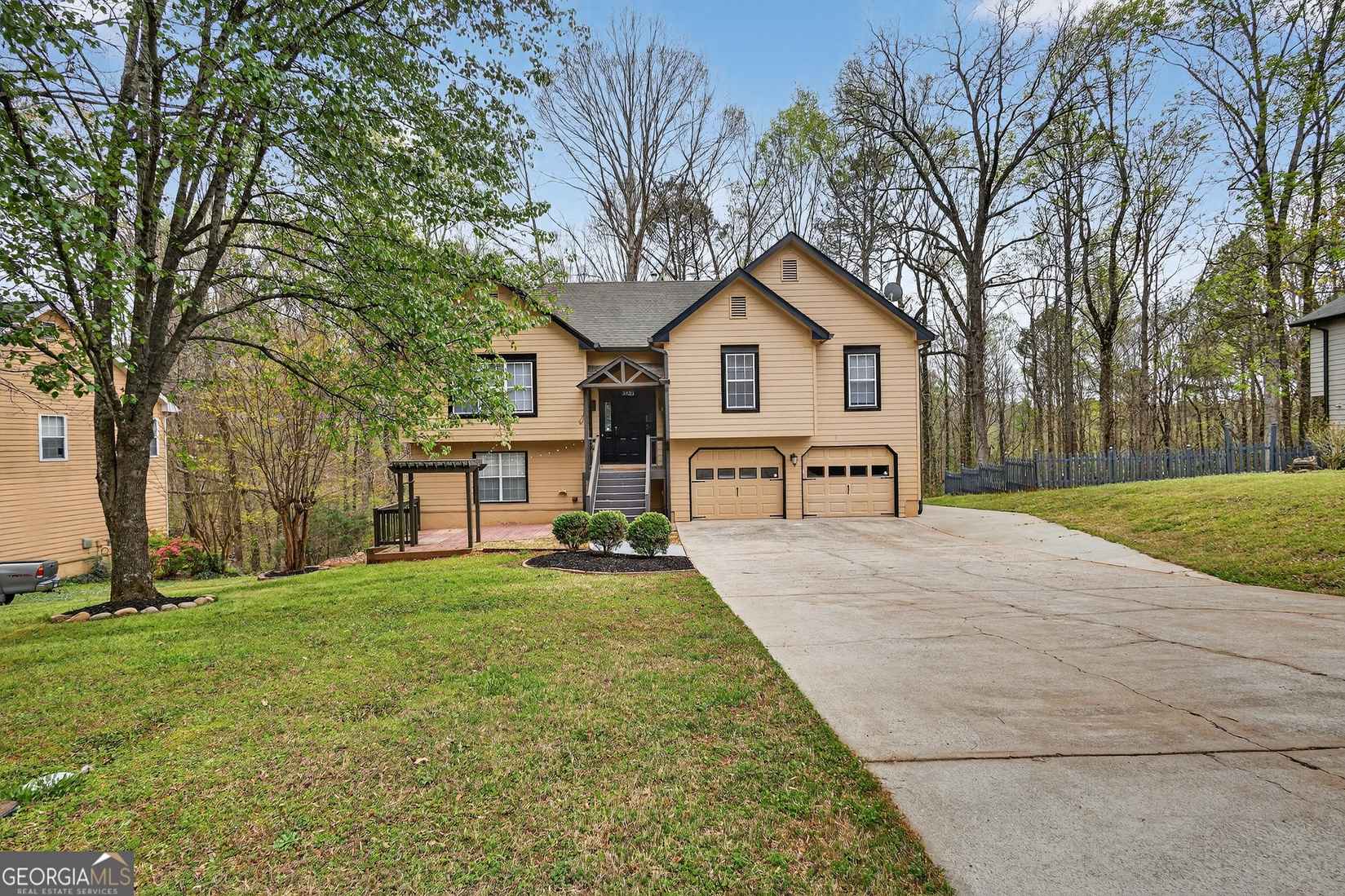 5423 Sugar Ml Dr  