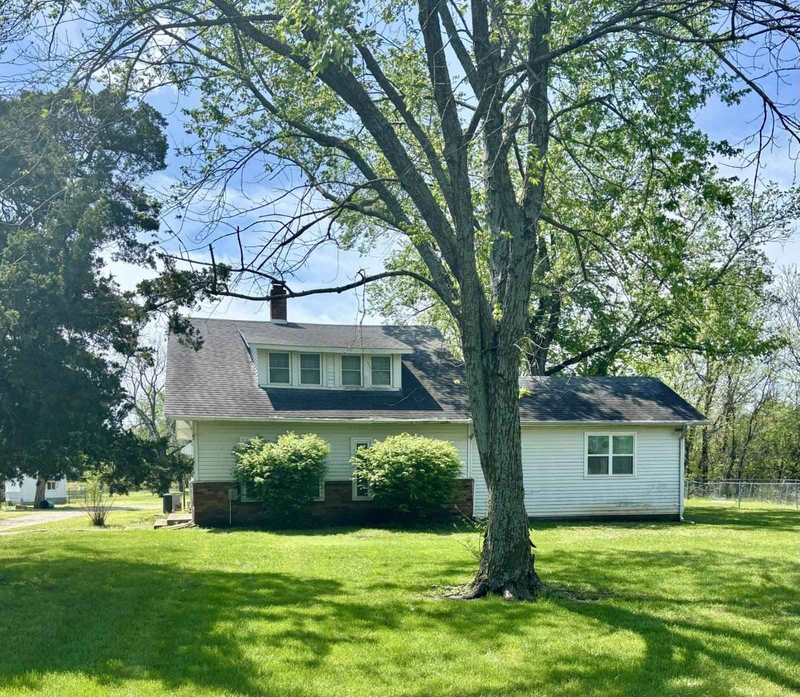 2376 Jayhawk Rd  