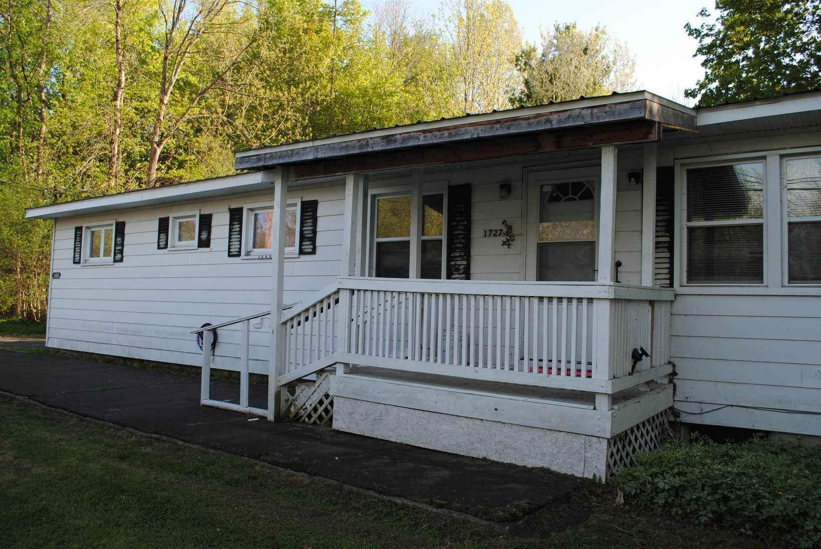 1727 State Hwy 420  