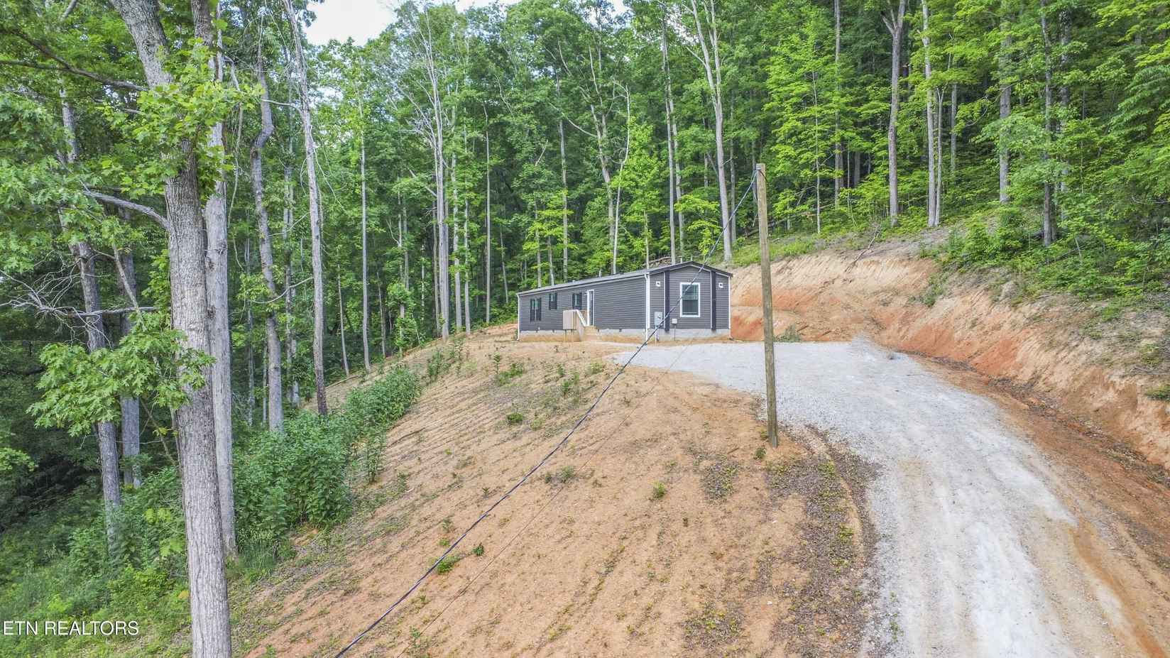 237 Johnson Valley Rd  