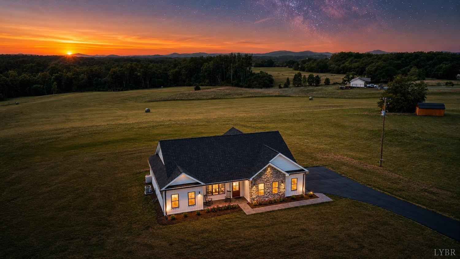 8607 Virginia Byway  