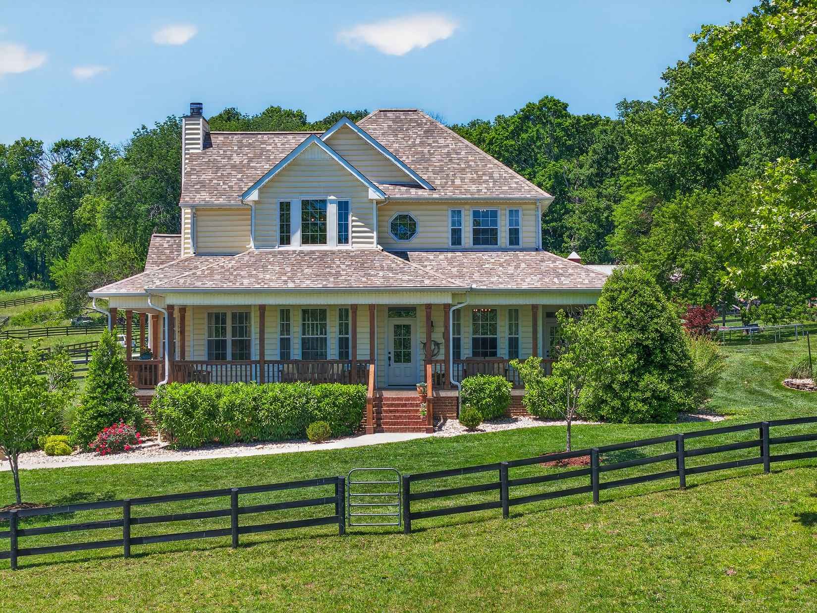 157 Giles Ln  