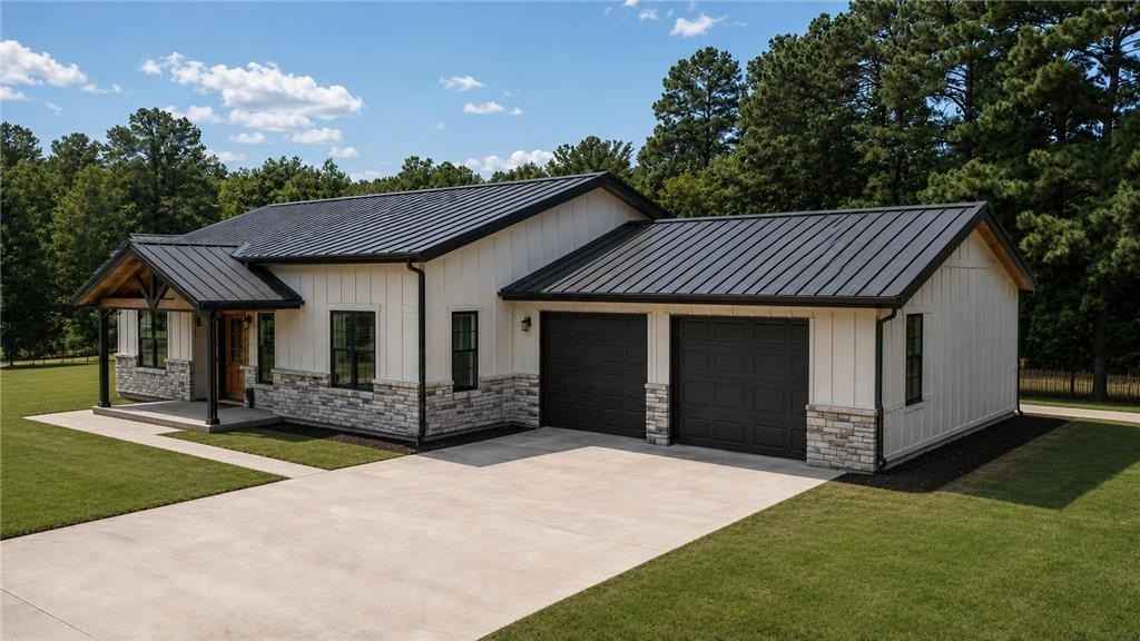 150 Energy Ln  
