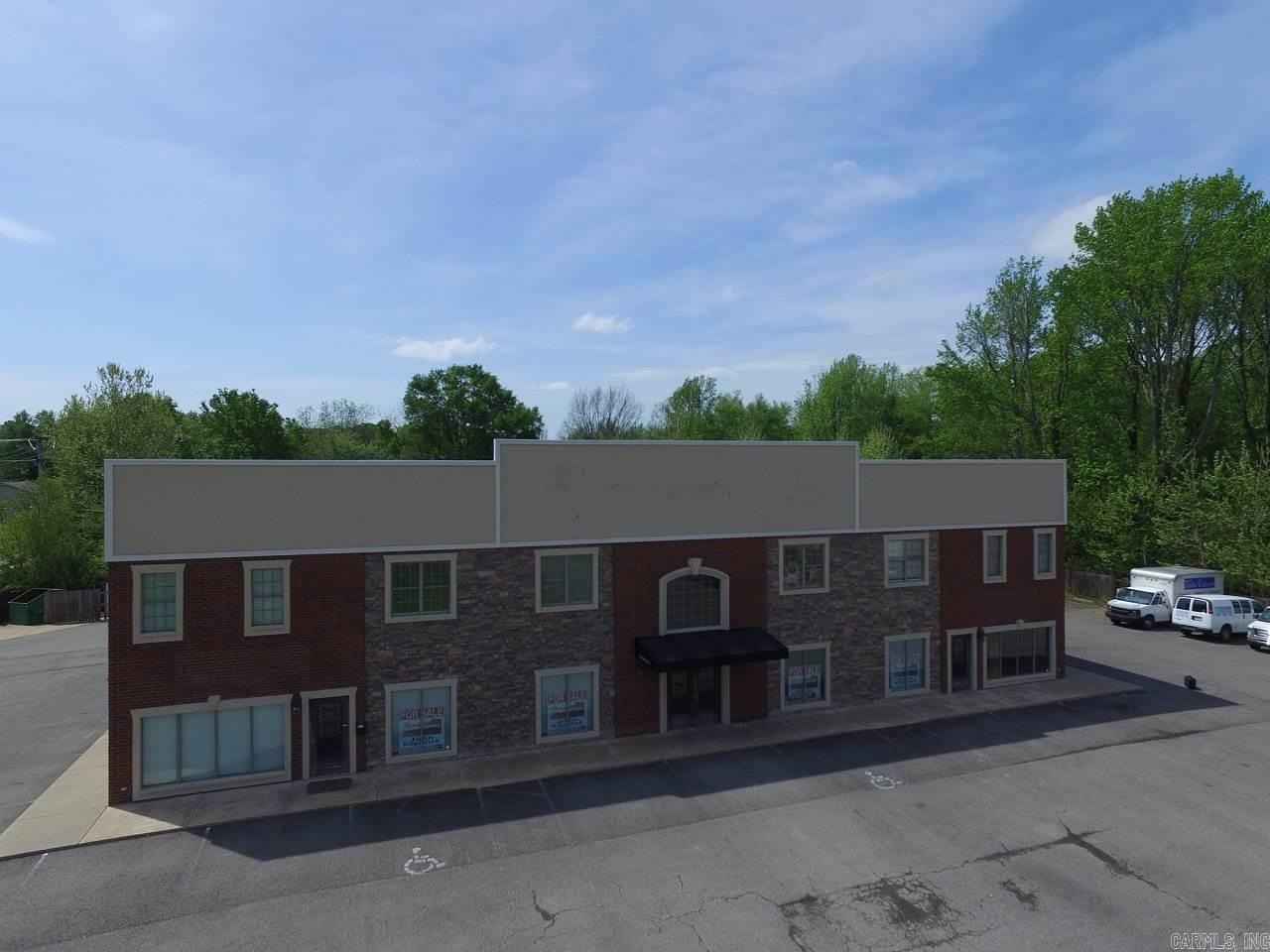 703-717 W Beebe Capps Expy  