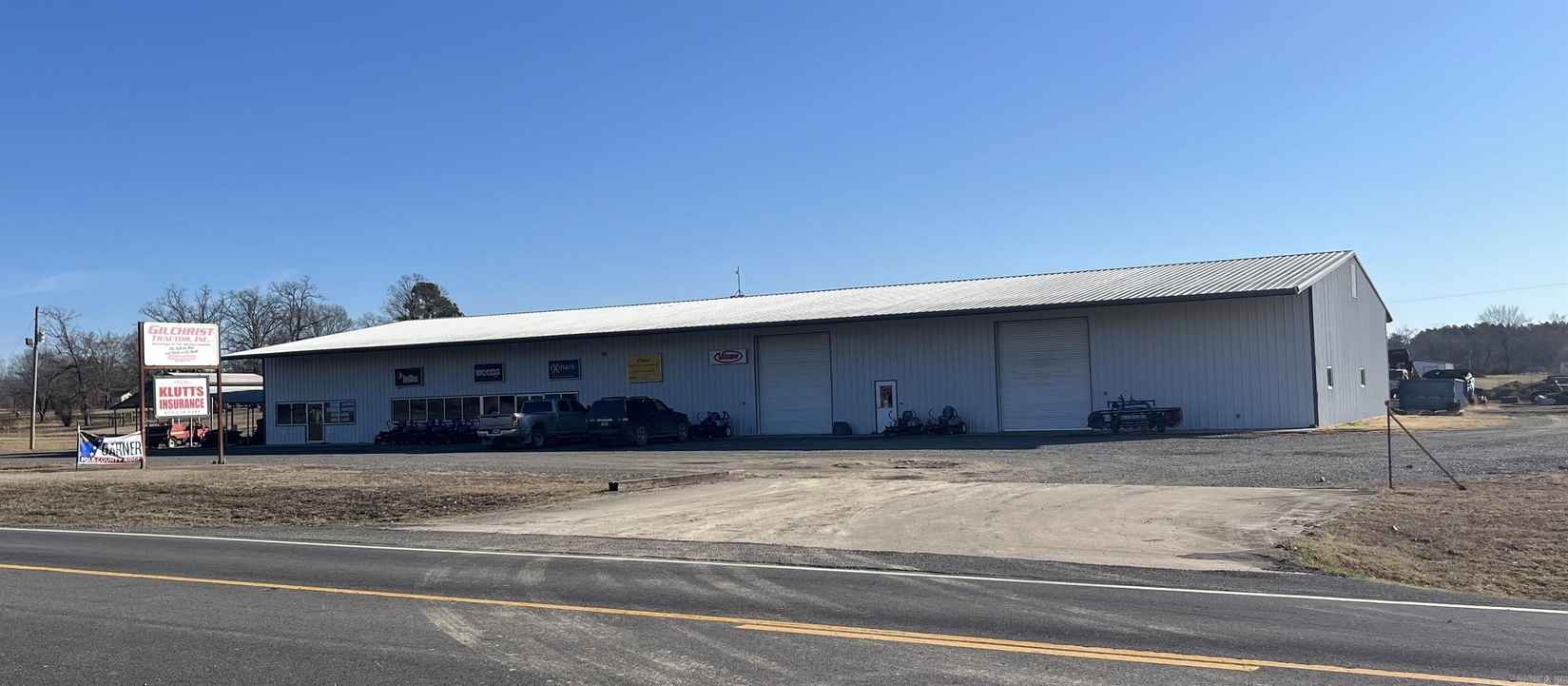 2642 N Hwy 71  