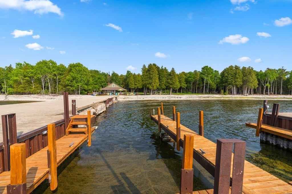 6027 Lady Slipper Rd  