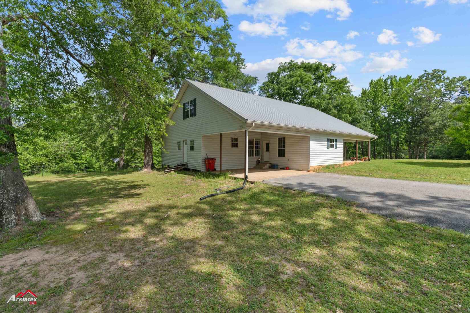10156 S CR 317  