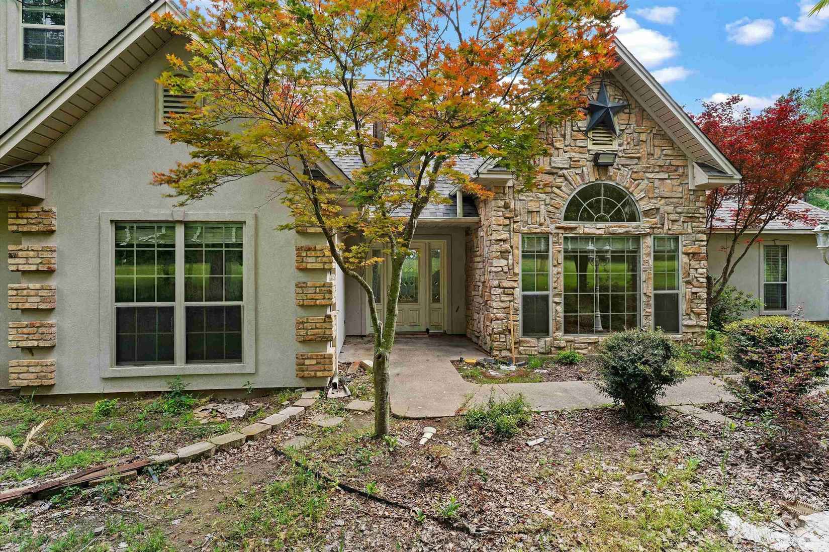 1367 Forsythe  