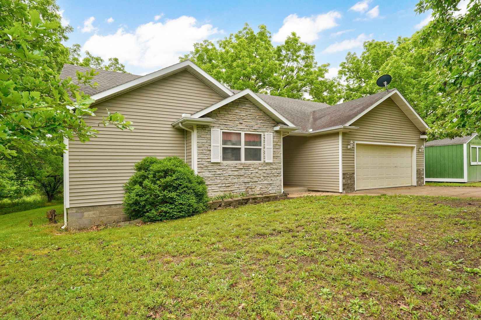 21445 Lawrence 2074  