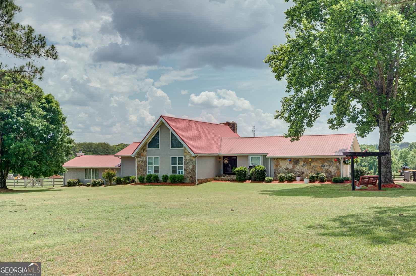 335 Old Farm Rd  
