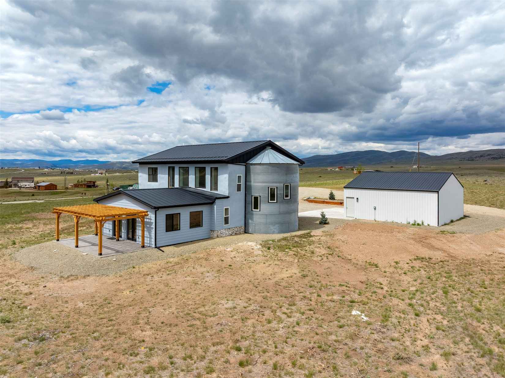 5730 Racehorse Loop  