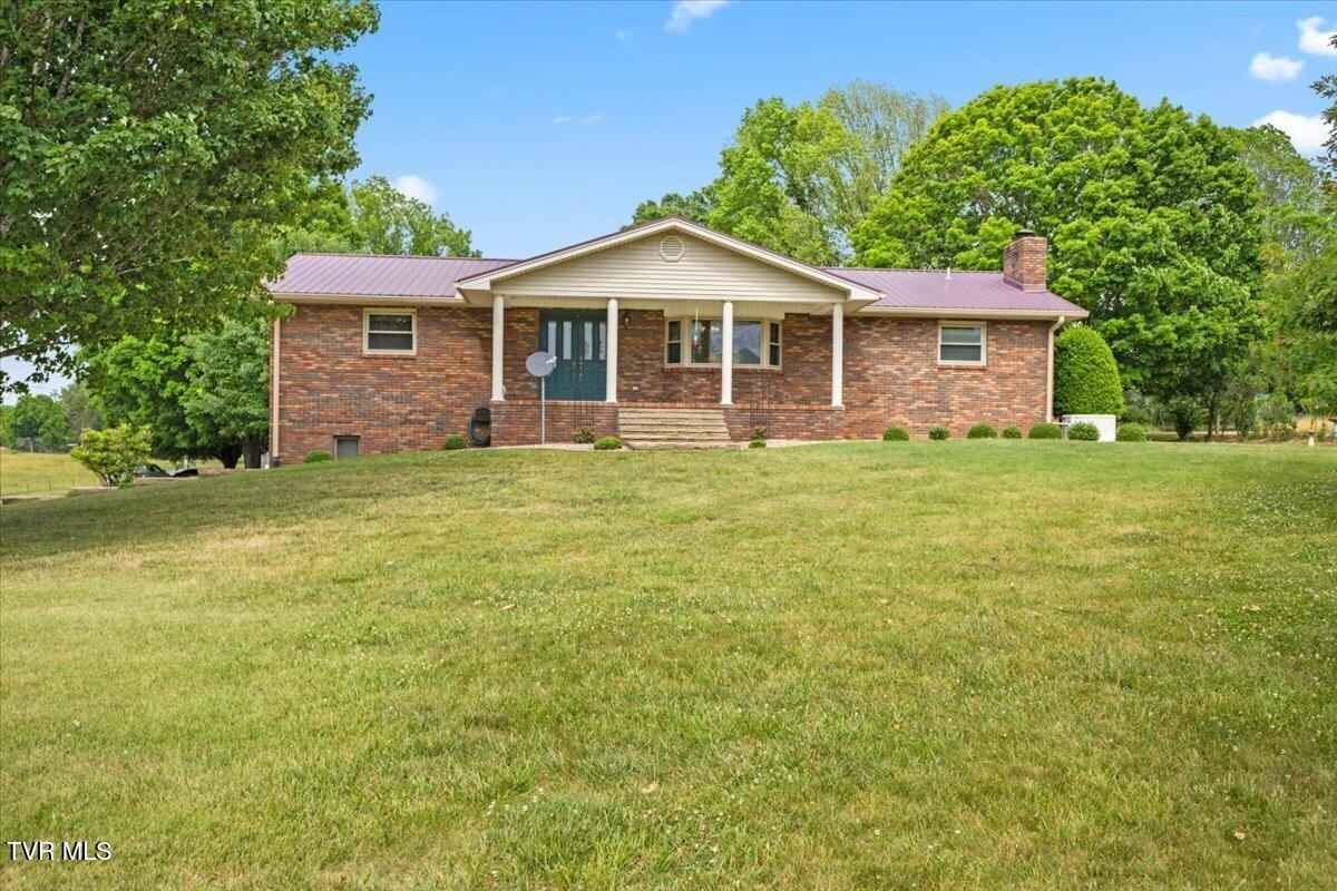 120 Maple Ln  