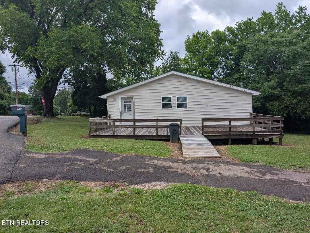 902 Carding Machine Rd  