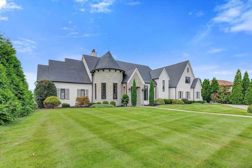 467 Canterbury Rise  