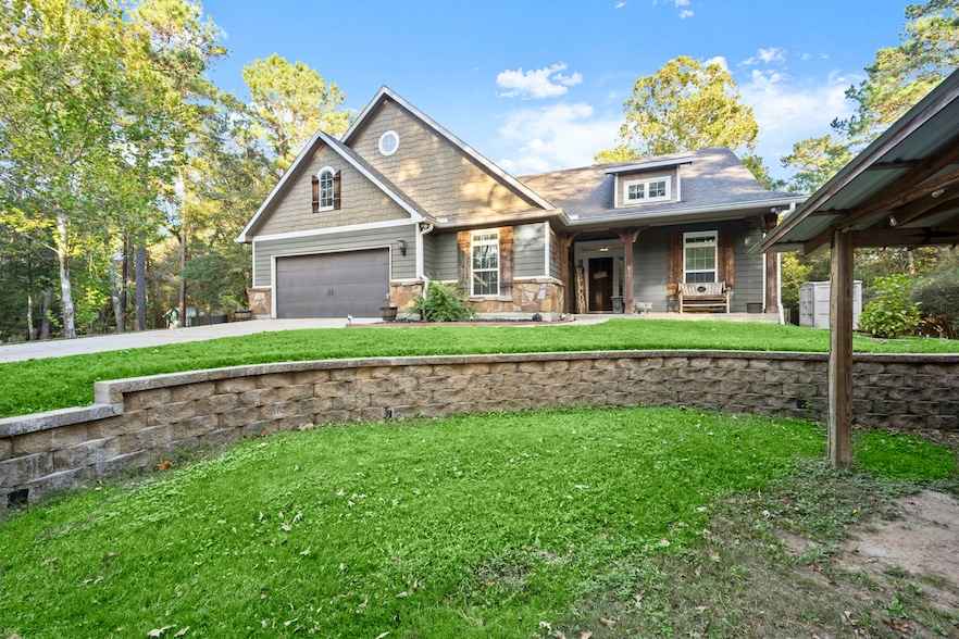 23016 Glenwood Blvd  