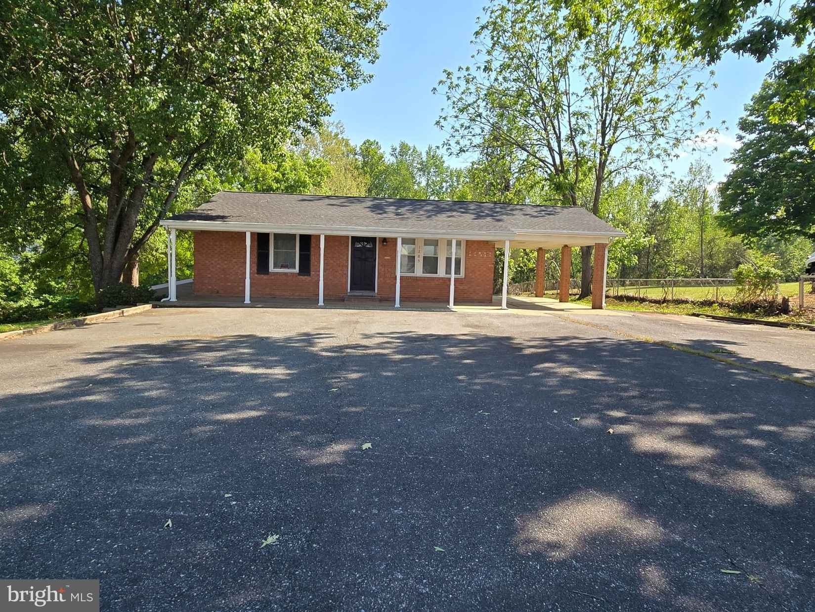 1285 Garrisonville Rd  