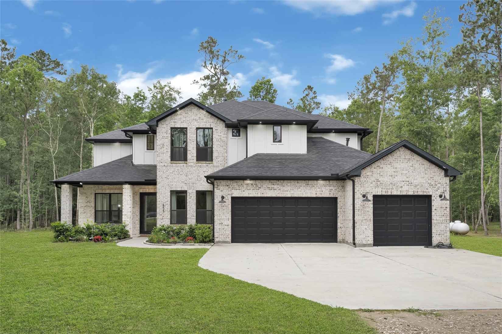 855 County Rd 6324  