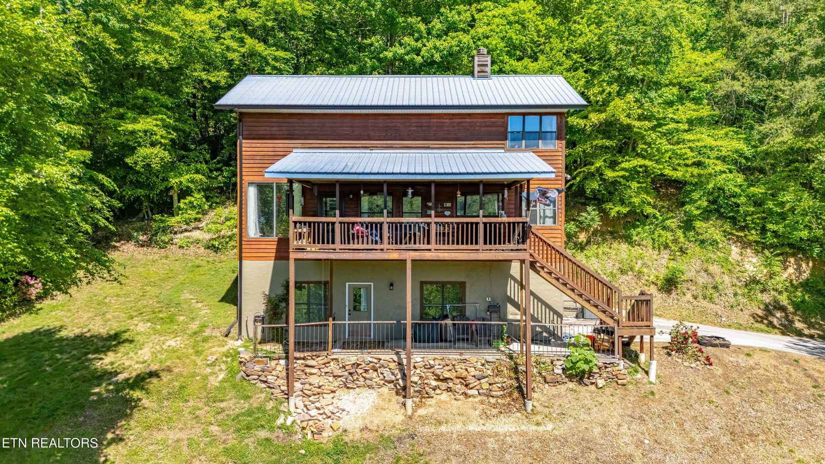 1738 Mountain Shores Rd  