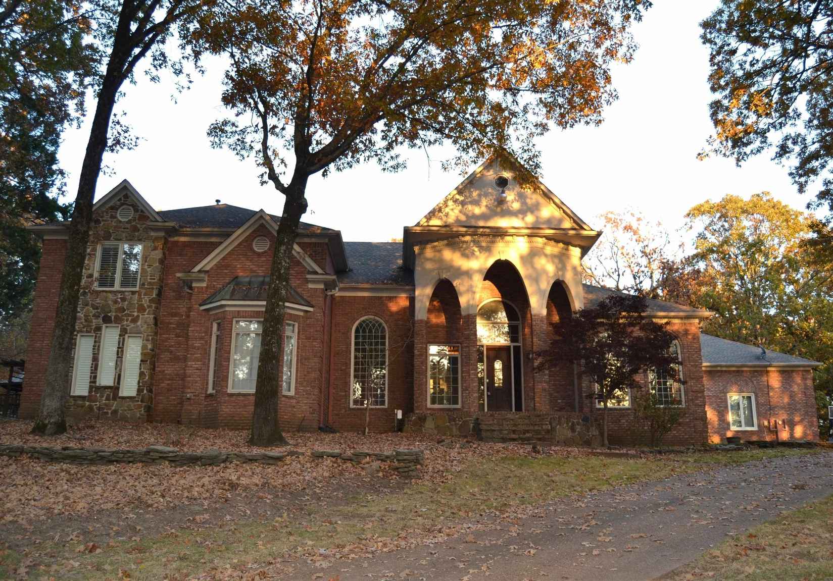 470 WALNUT POINT Cv  